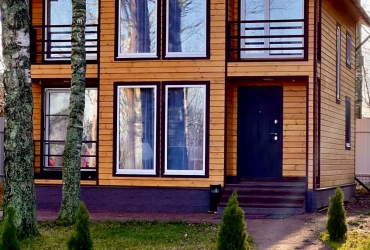 Коттедж 140 м² на участке 40 сот. на берегу 