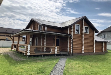 Коттедж 235 м² на участке 11 сот.