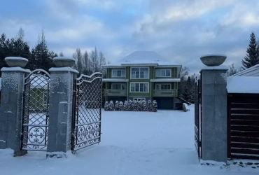 9-к. дом, 250 м²