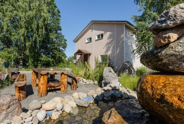 Новый год 2025 с 30.12-02.01 100 000, далее 18 000/сутки.